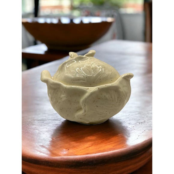 Cabbage Serving bowl with Lid and plate - Picture 2 of 11